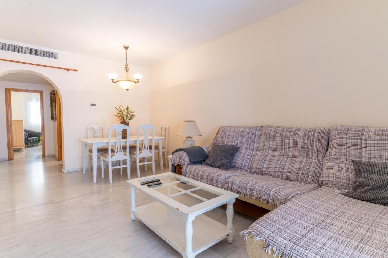 شقة Estepona Beachside المظهر الخارجي الصورة